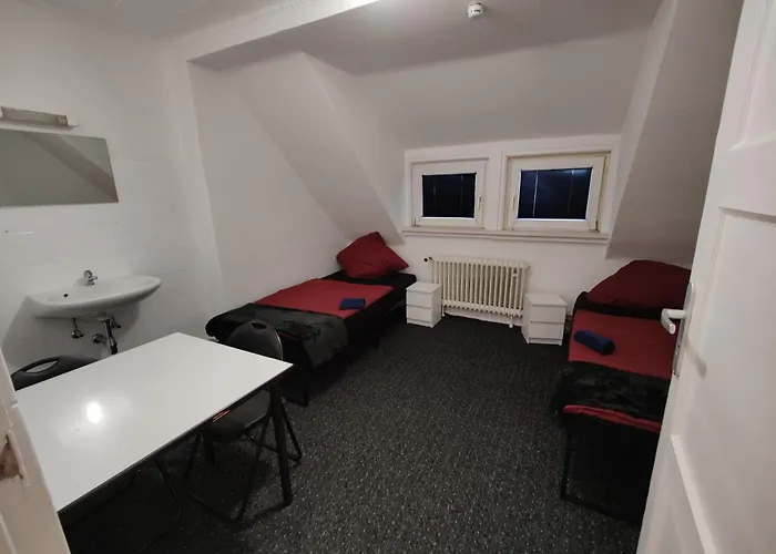 Berlindreams - F81 *