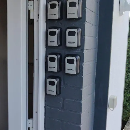 Pensión Berlindreams - F81 *